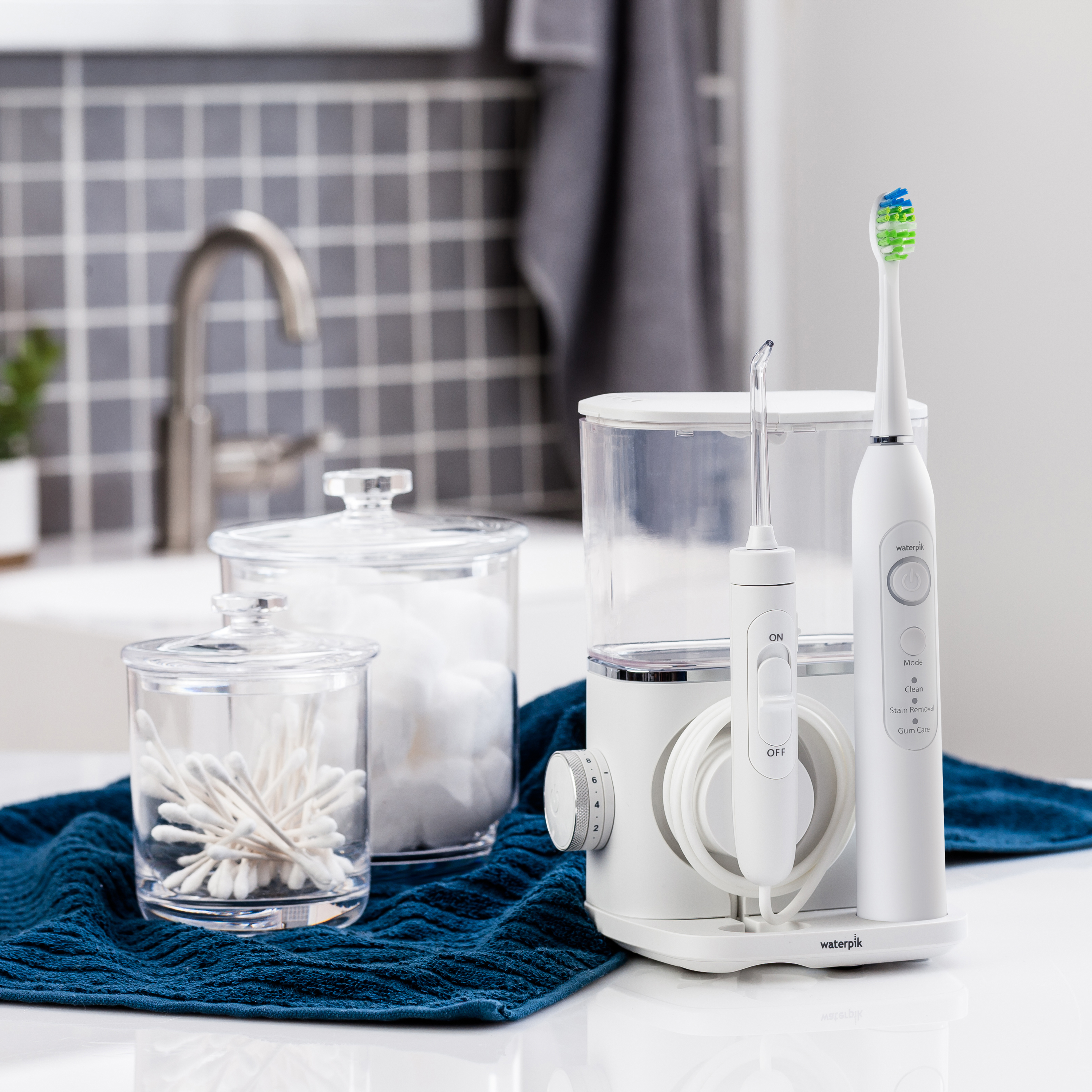 Waterpik WP CC-04 Complete Care White 985